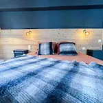 Ribera 1 - Beautiful Reformed House Parking Vakantiehuis