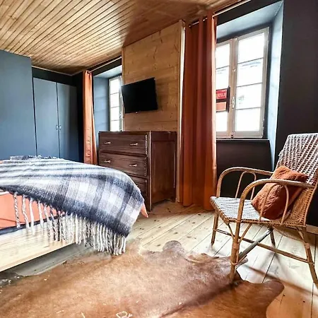 Feriehus Ribera 1 - Beautiful Reformed House Parking