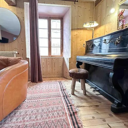 Ribera 1 - Beautiful Reformed House Parking Feriehus