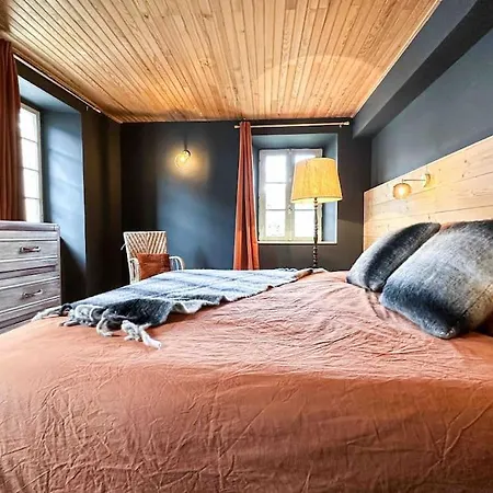 Feriehus Ribera 1 - Beautiful Reformed House Parking *