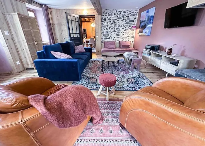 Ribera 1 - Beautiful Reformed House Parking Vakantiehuis Formiguères