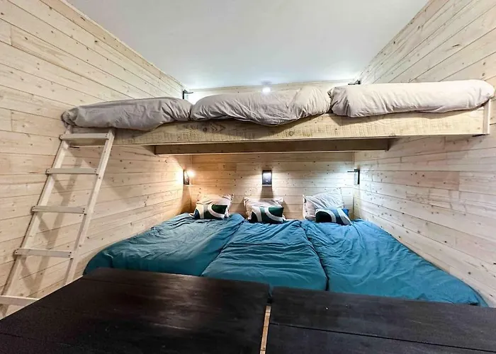 Vakantiehuis Ribera 1 - Beautiful Reformed House Parking *