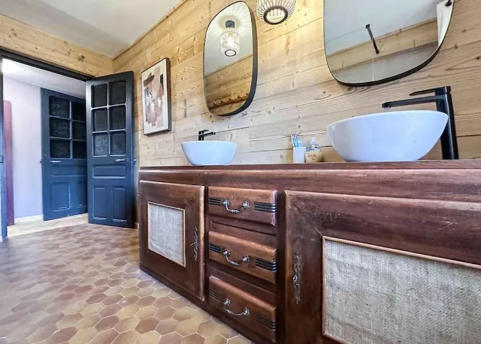 Ribera 1 - Beautiful Reformed House Parking Formiguères
