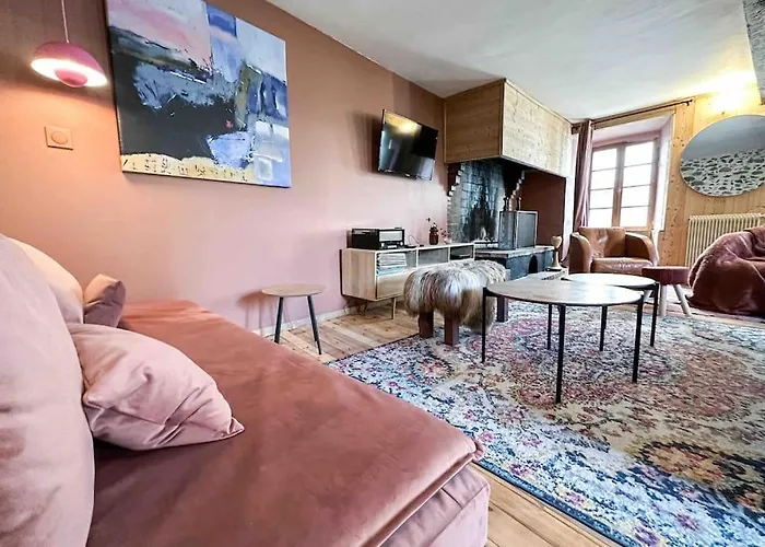 Ribera 1 - Beautiful Reformed House Parking Vakantiehuis Formiguères